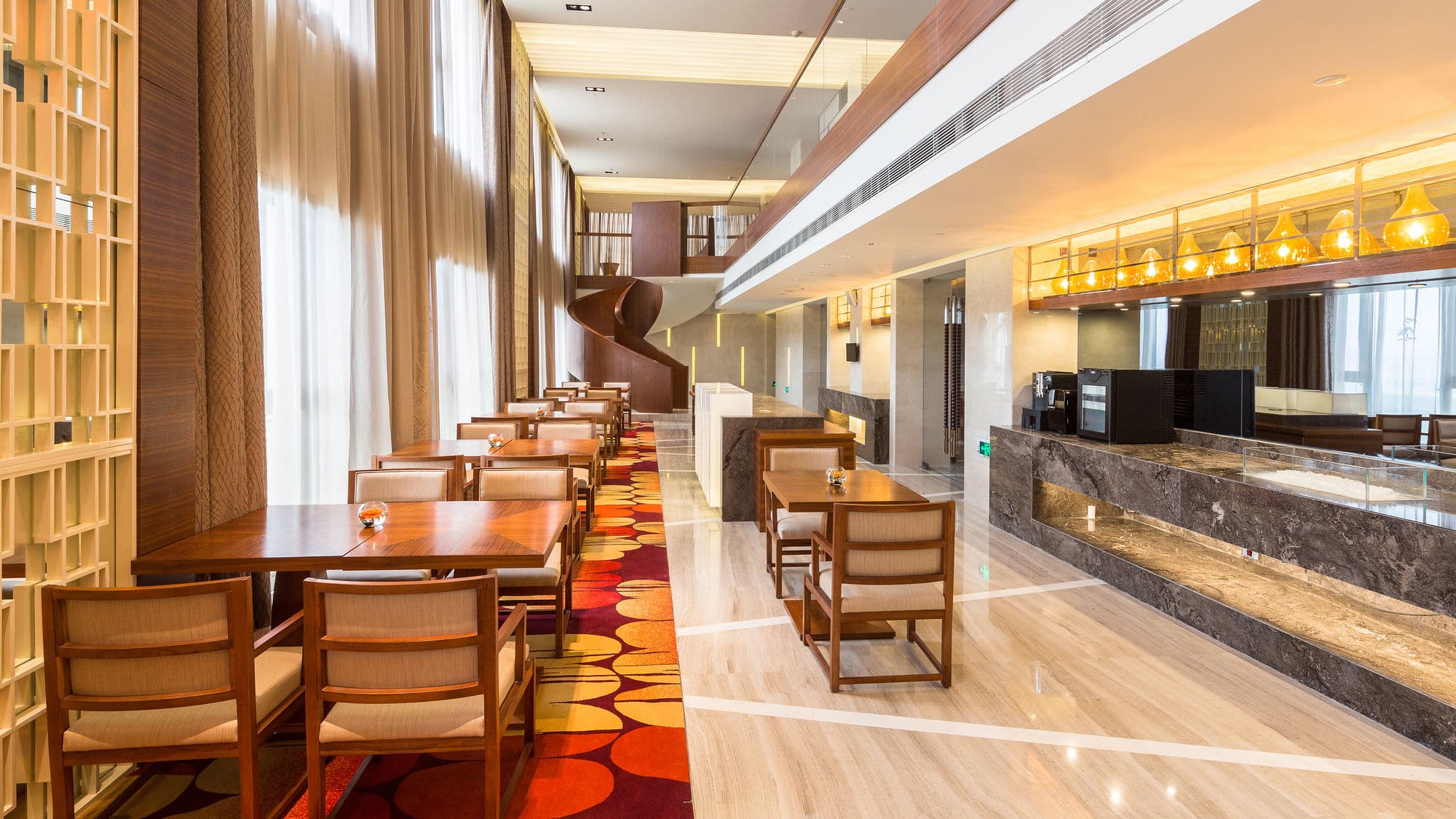 Фото Holiday Inn Shanghai Hongqiao, an Ihg Hotel