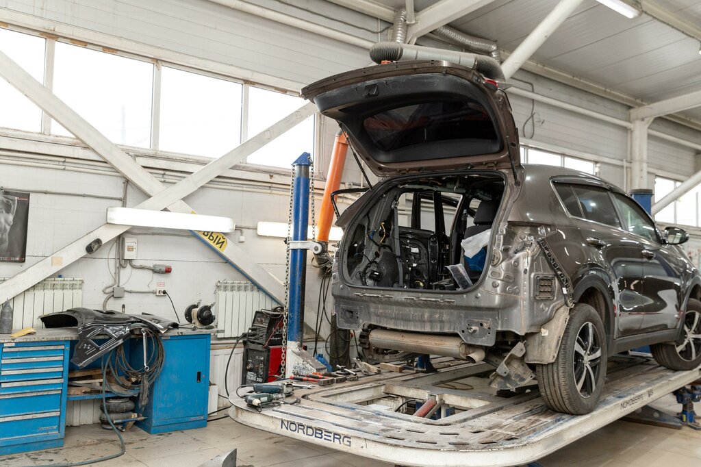 Reparación corporal Body repair center Saranskmotors, , foto