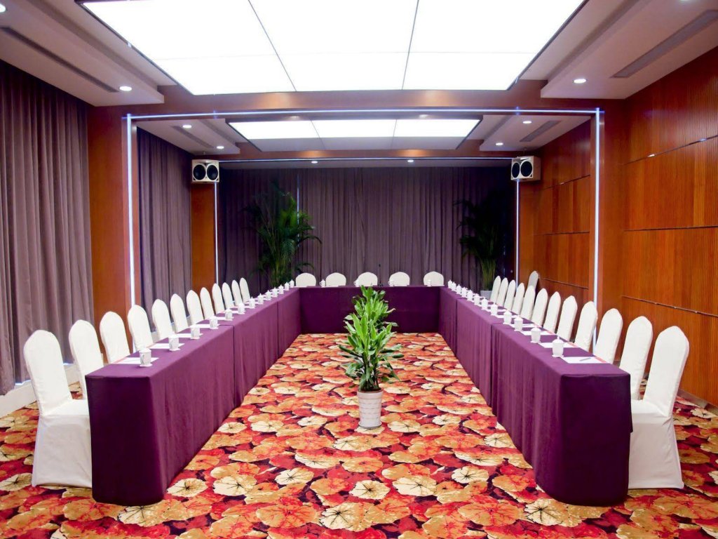 Фото Ramada Plaza by Wyndham Riverside Hangzhou