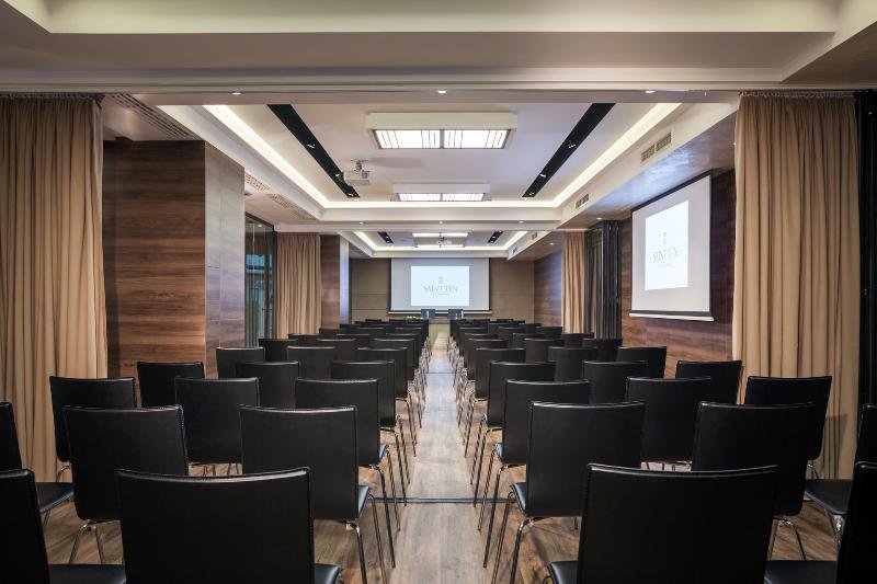 Фото Saint Ten Hotel