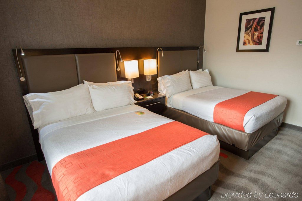 Фото Holiday Inn Nyc - Lower East Side, an Ihg Hotel