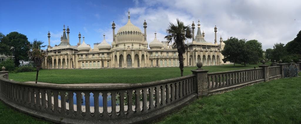 Фото Ibis Brighton City Centre - Station