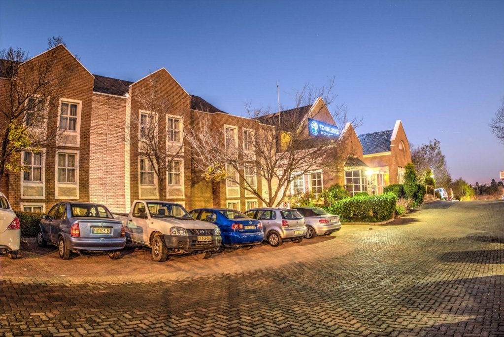 Фото отеля 3