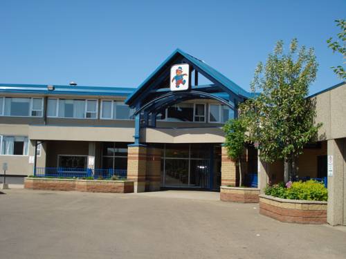 Фото Travelodge Edmonton East