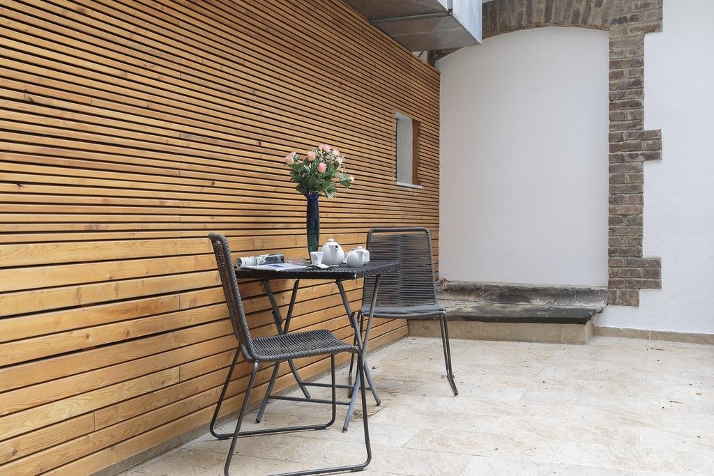 Фото The Queen Luxury Apartments - Villa Liberty