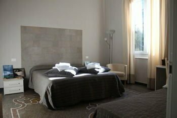 Гостиница B& x26; B Cernaia 42 в Специи