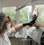 Two feet (Kosmonavtov Street, 29/12к1), podology