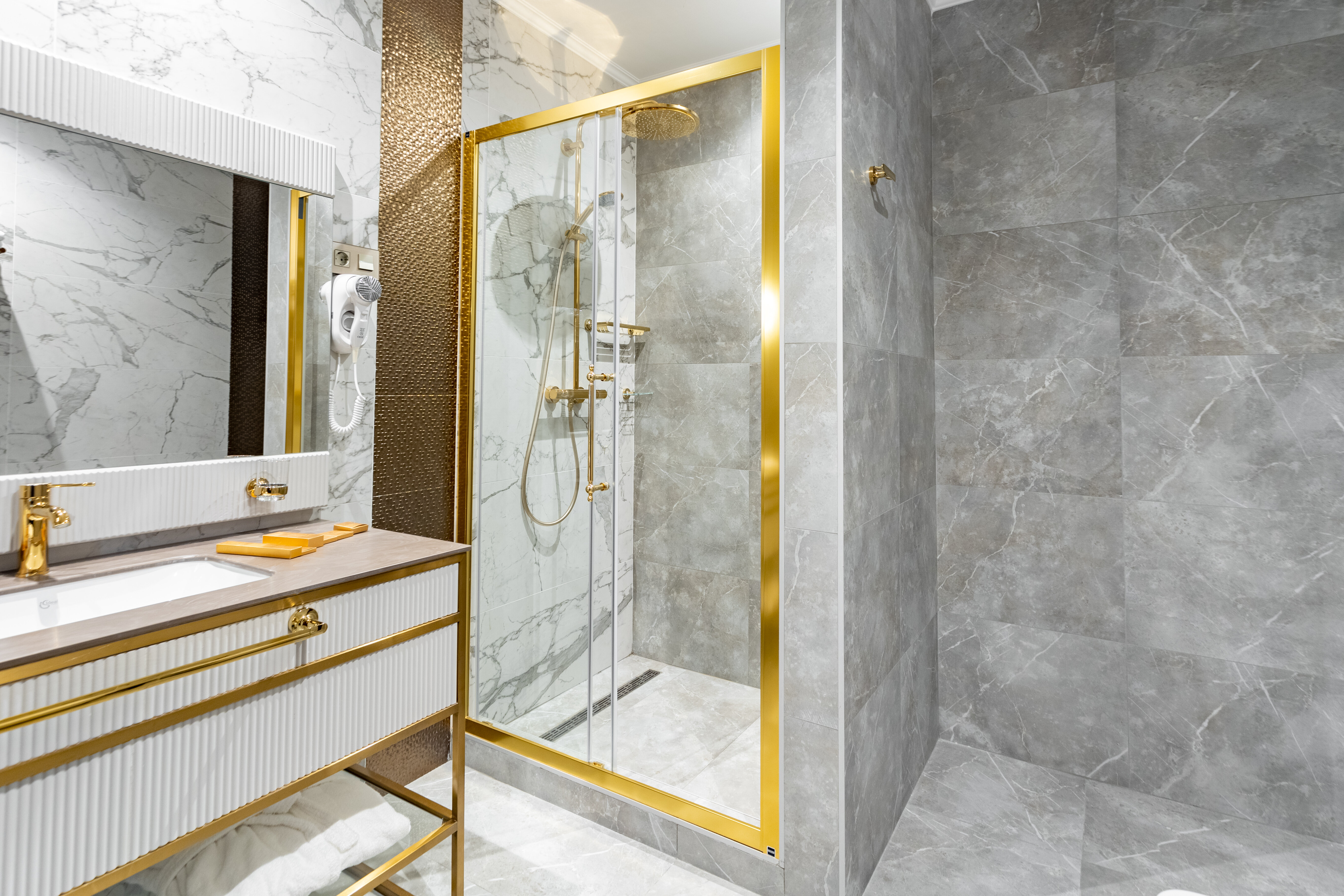 Фото Ирыстон