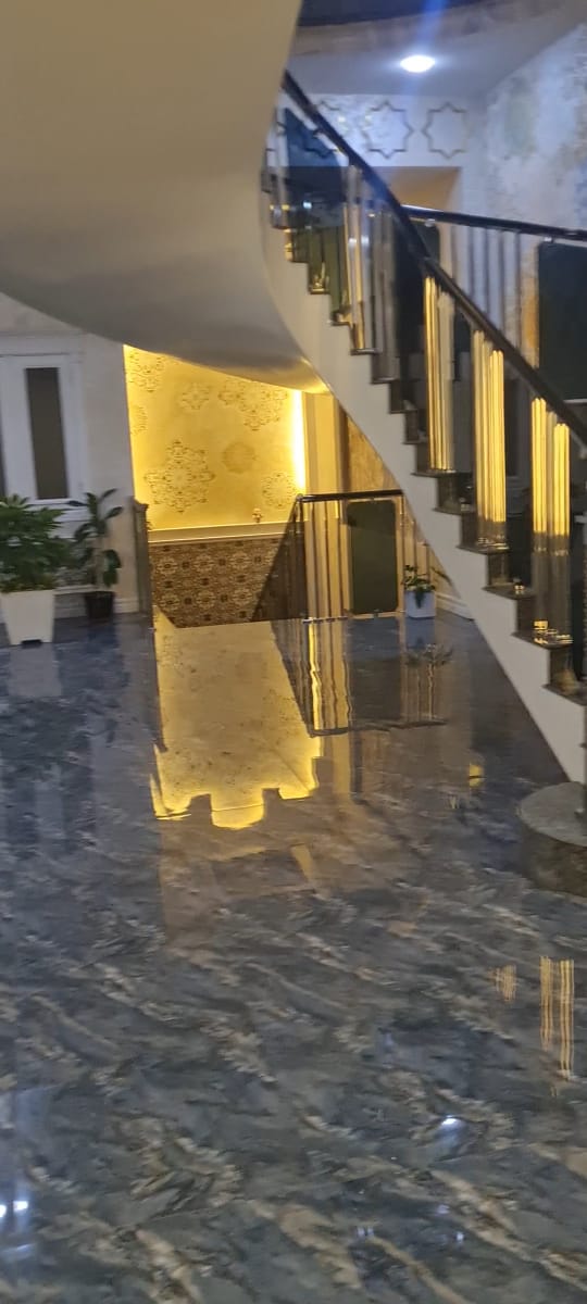 Фото Ayniy Hotel