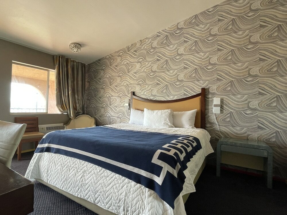 Фото Crown Motel