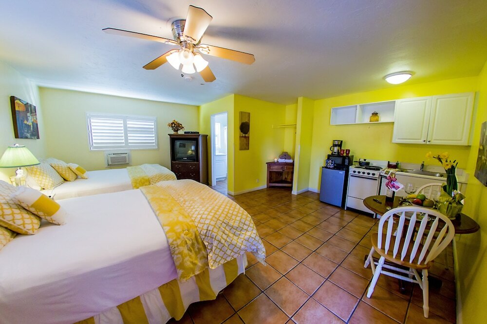 Фото Leucadia Beach Inn