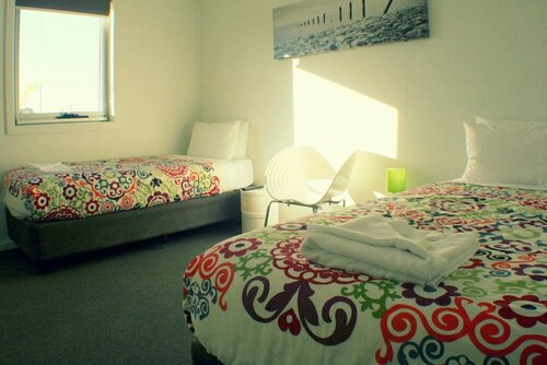 Гостиница The Island Accommodation