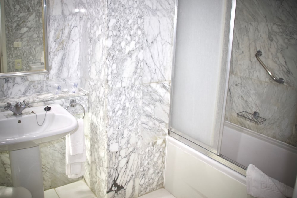 Фото Apartamentos Beverly Hills Heights - Excel Hotels & Resorts