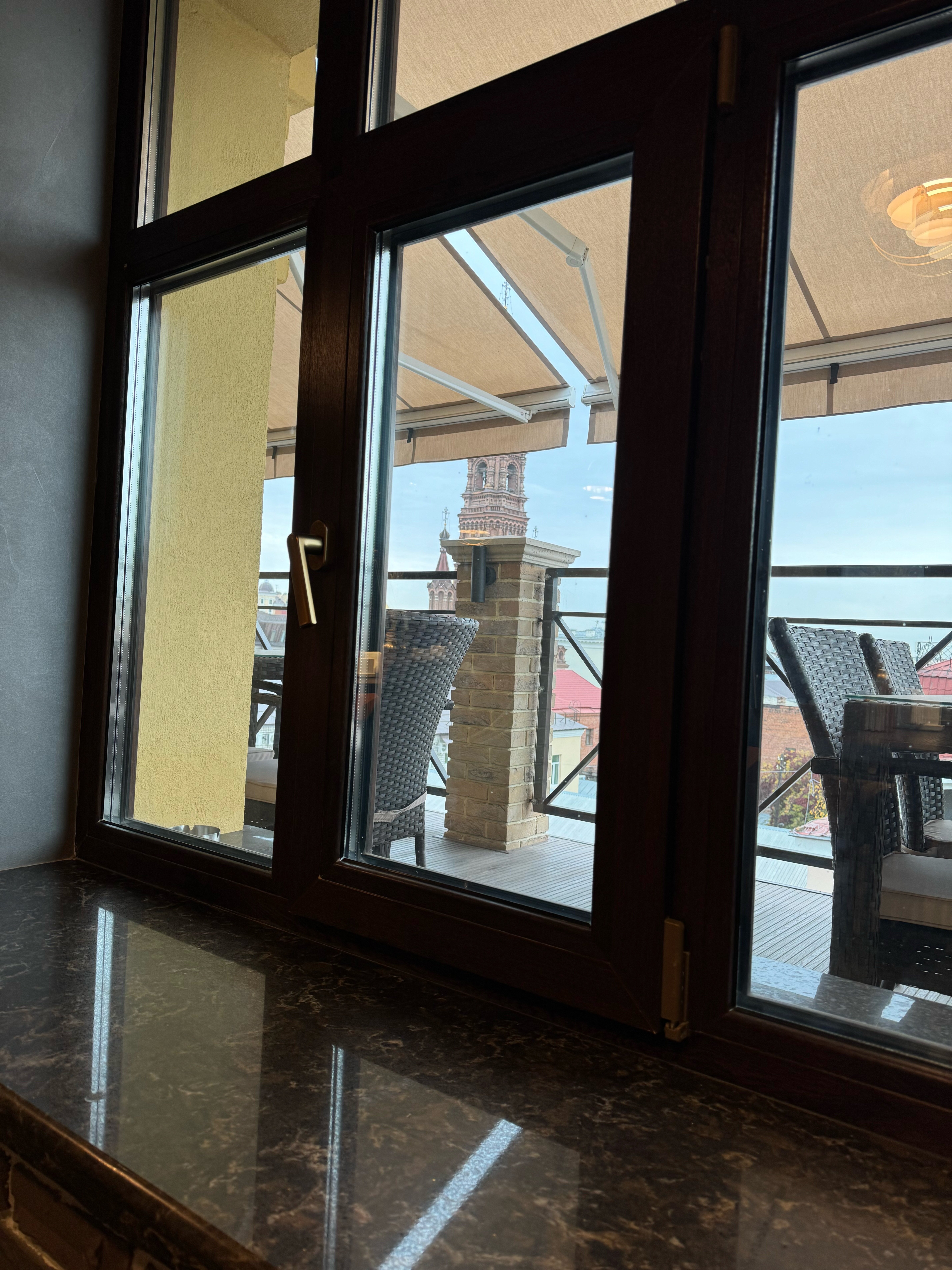 Фото Green Doors