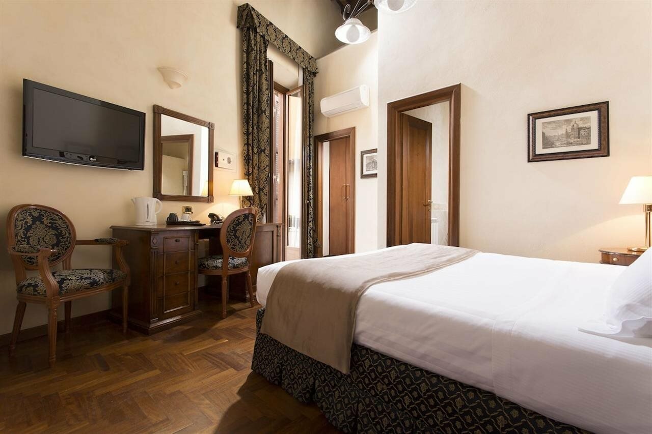 Фото Hotel Teatro Pace