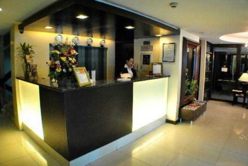 Фото Fersal Hotel Neptune Makati
