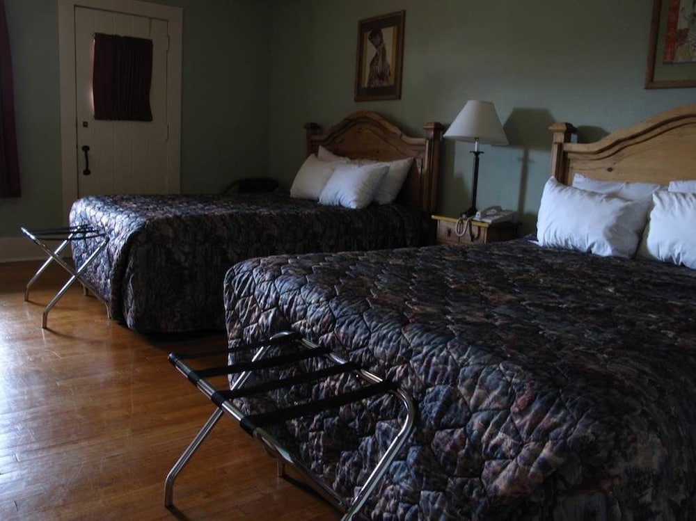 Фото Glacier Park Lodge