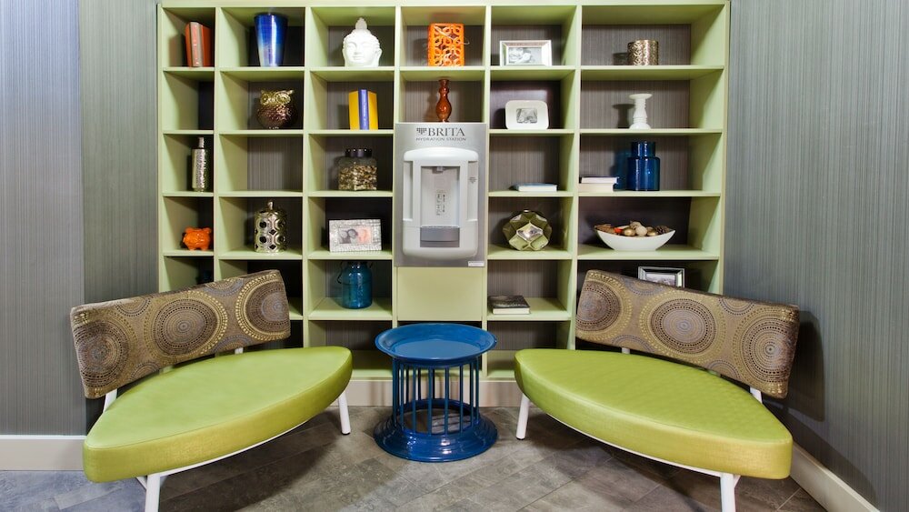 Фото Holiday Inn Express Atlanta Galleria - Ballpark Area, an Ihg Hotel