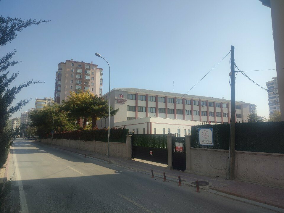 Ortaokul Seyit Ulugülyağcı İmam Hatip Ortaokulu, Konya, foto
