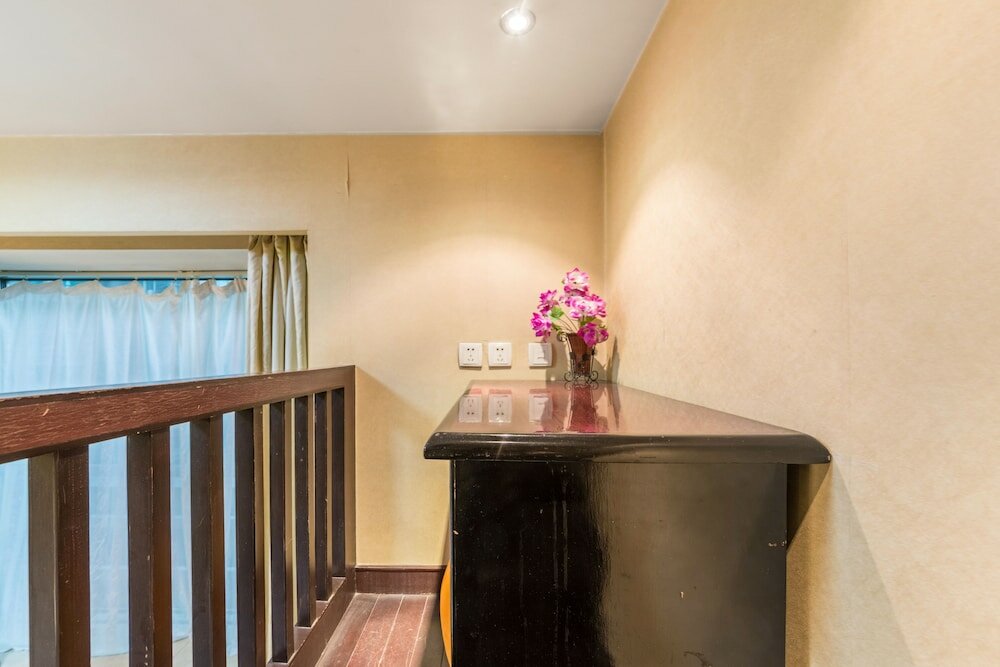 Фото Shanghai Yueyi Apartment Hotel