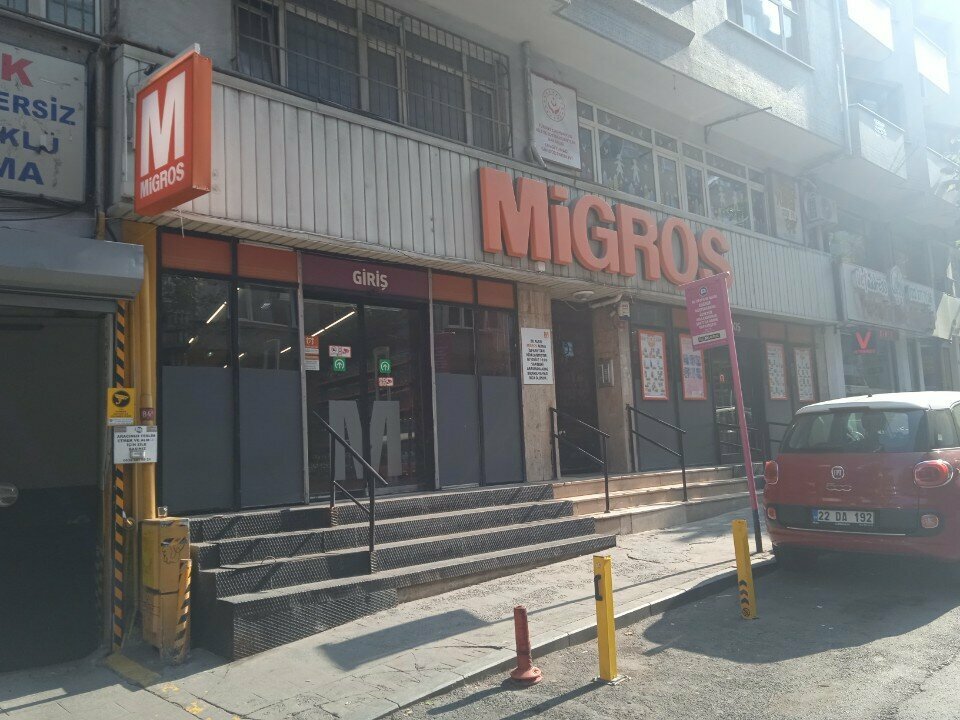 Supermarket Migros, Istanbul, photo