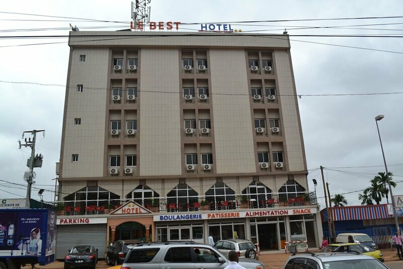 Гостиница Le Best Hotel в Яунде