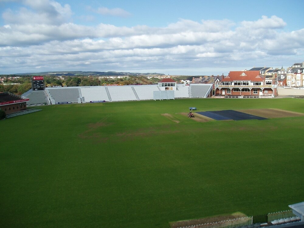 Фото 45 The Square Holiday Apartments