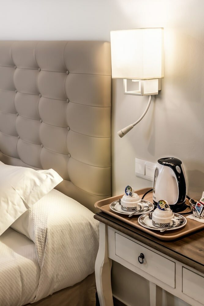 Фото Hostal Boutique Plaza Cantarero