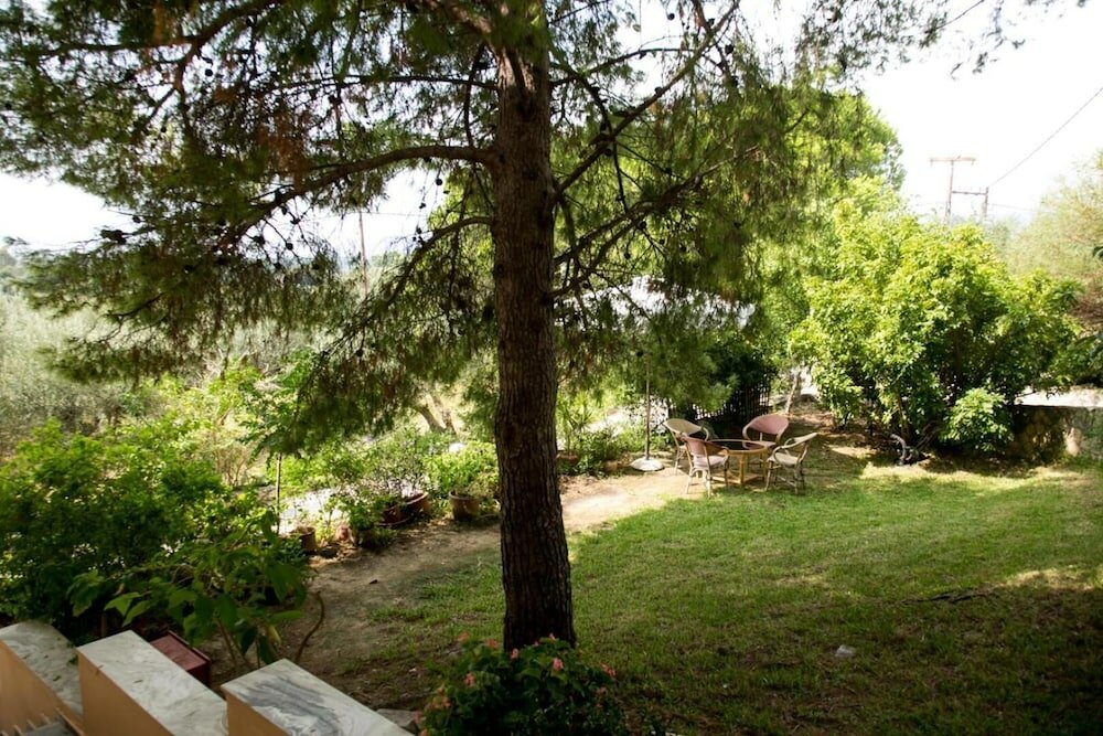 Фото Almyros Studios & Apartments