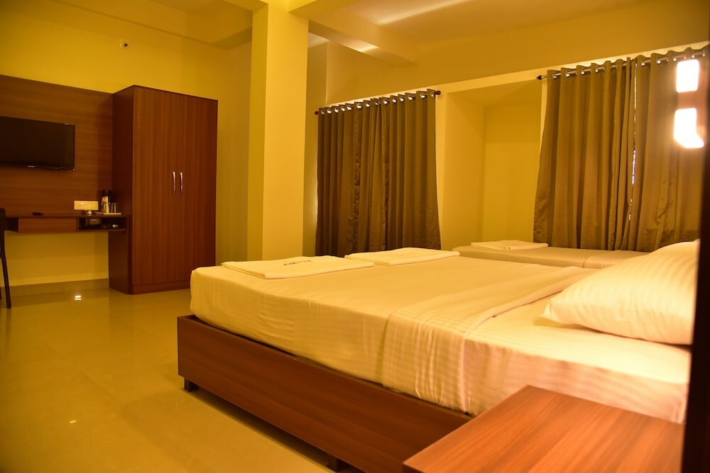 Фото Hotel Citywalk Residency