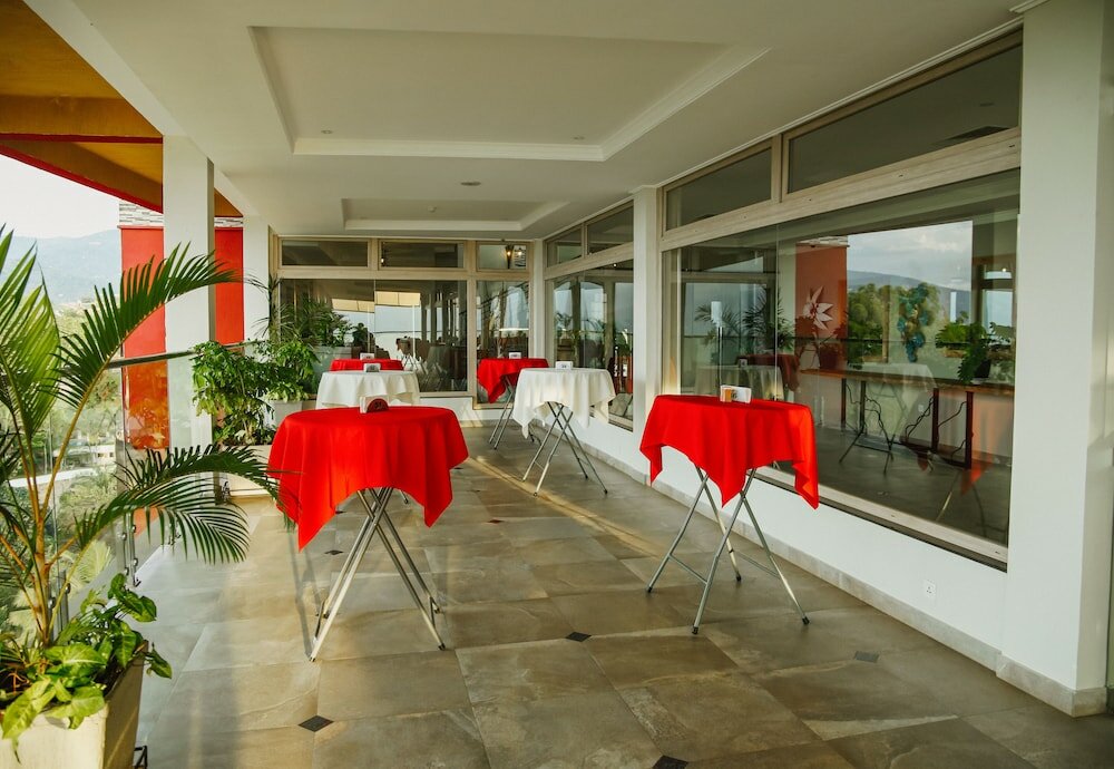 Фото Kiriri Garden Hotel