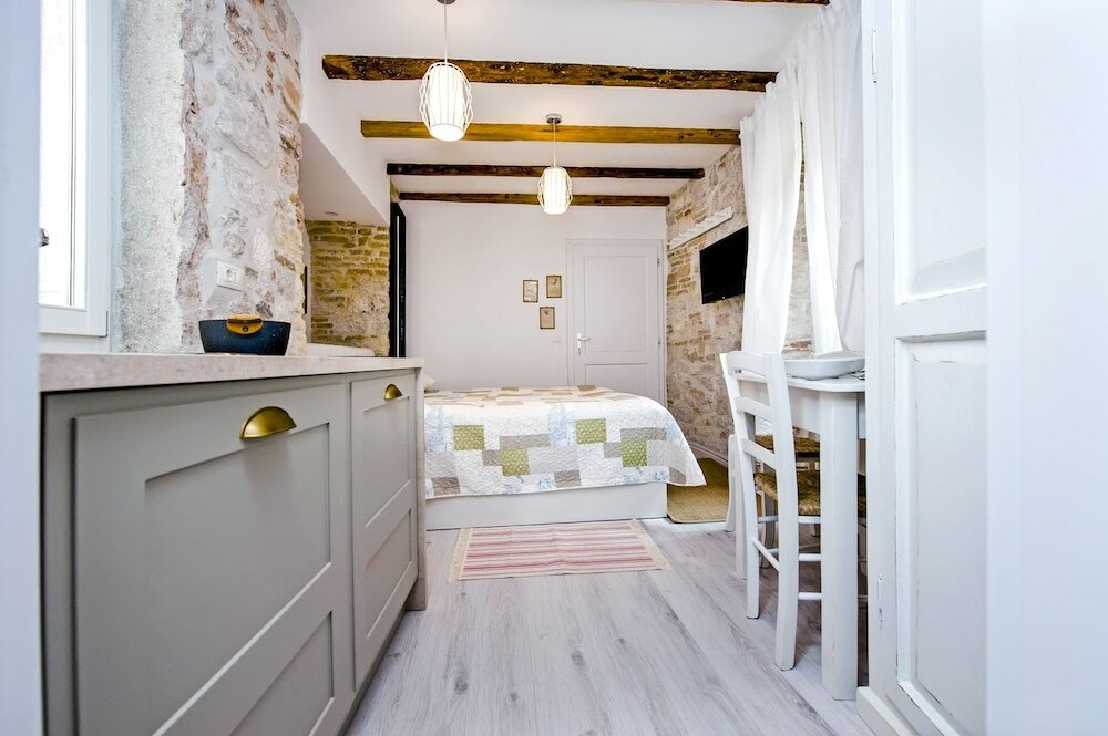 Фото Apartment and Studio Ca 3 Vie