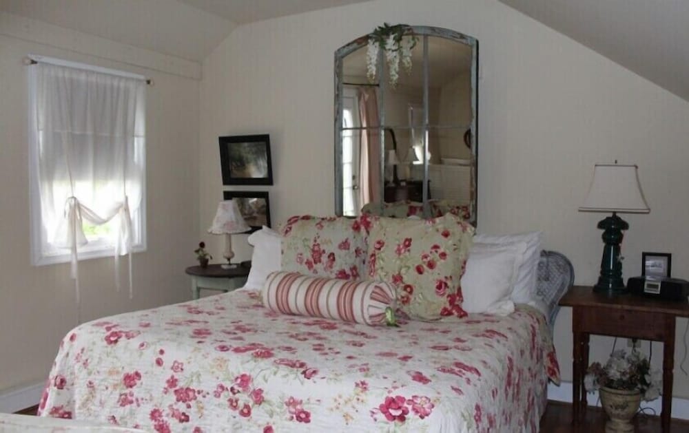 Фото Hope and Glory Inn and Vineyard