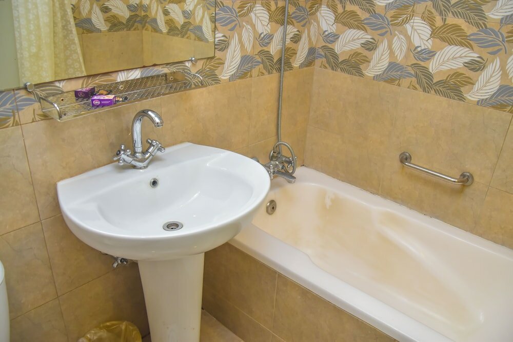Фото Hotel Faran Karachi