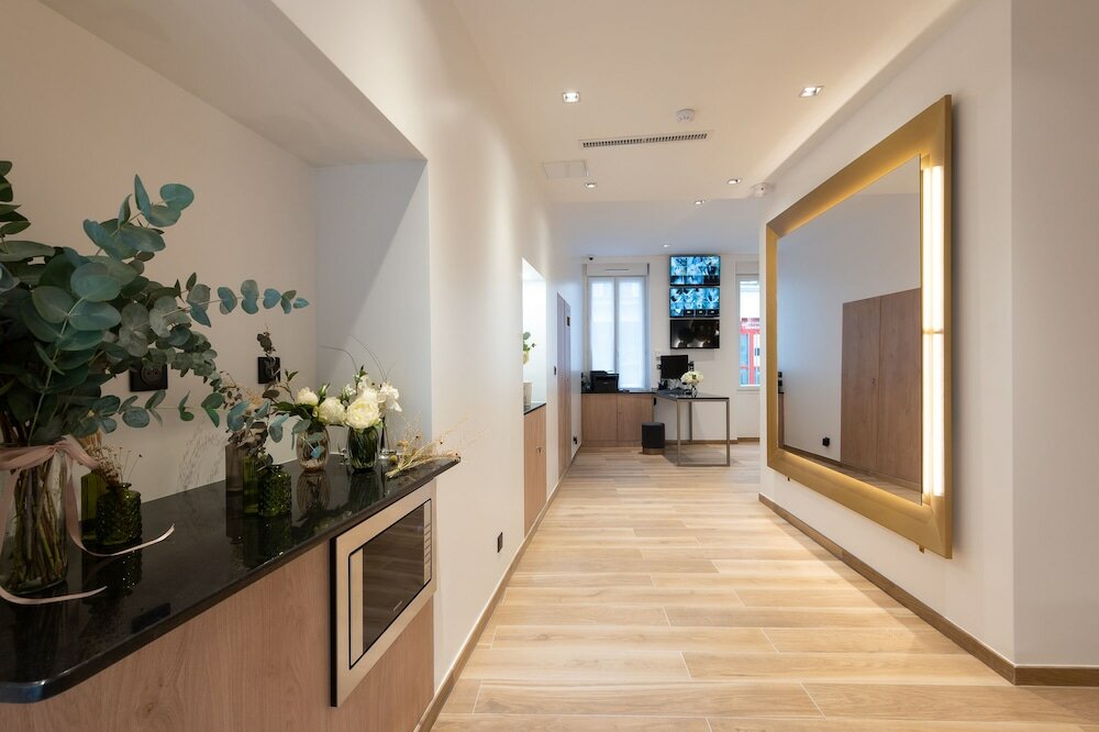 Фото Hotel au Coeur de Republique 