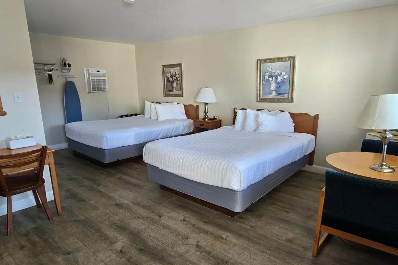 Фото отеля 2