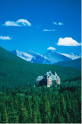 Фото Fairmont Banff Springs Hotel