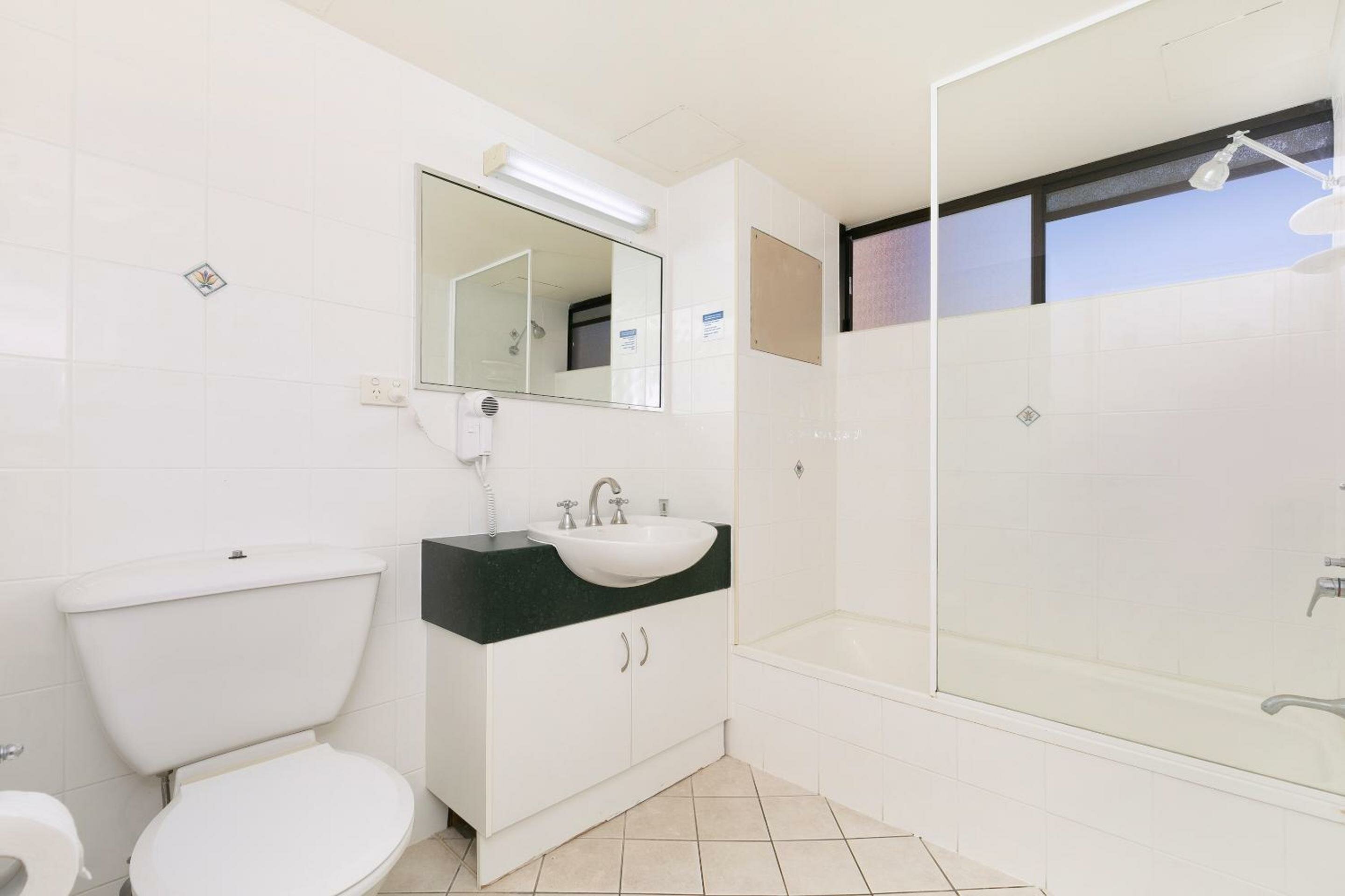 Фото The Astor Apartments