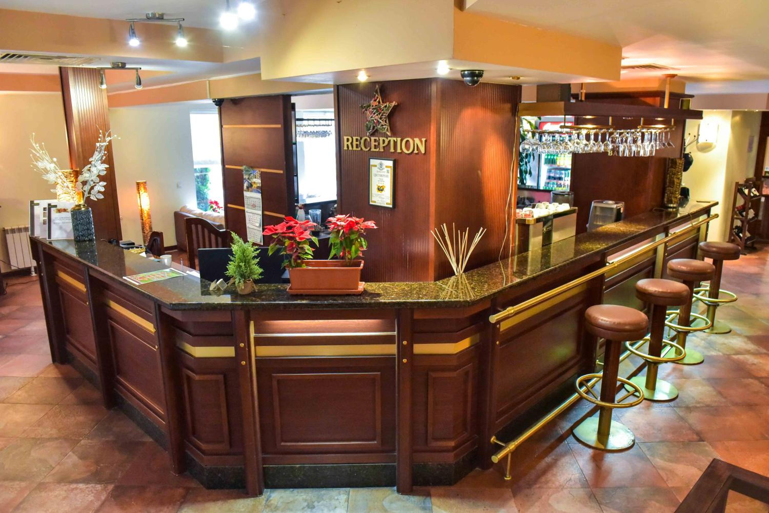 Фото Bojur & Bojurland Apartment Complex