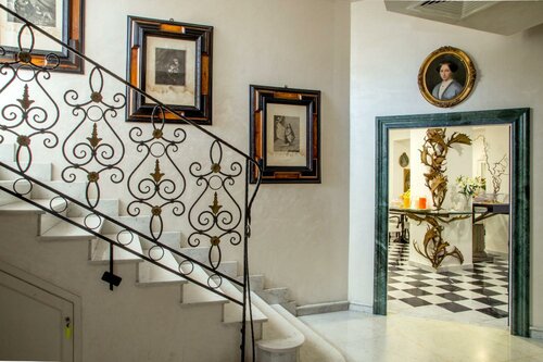 Гостиница Arcom Palace в Помеции