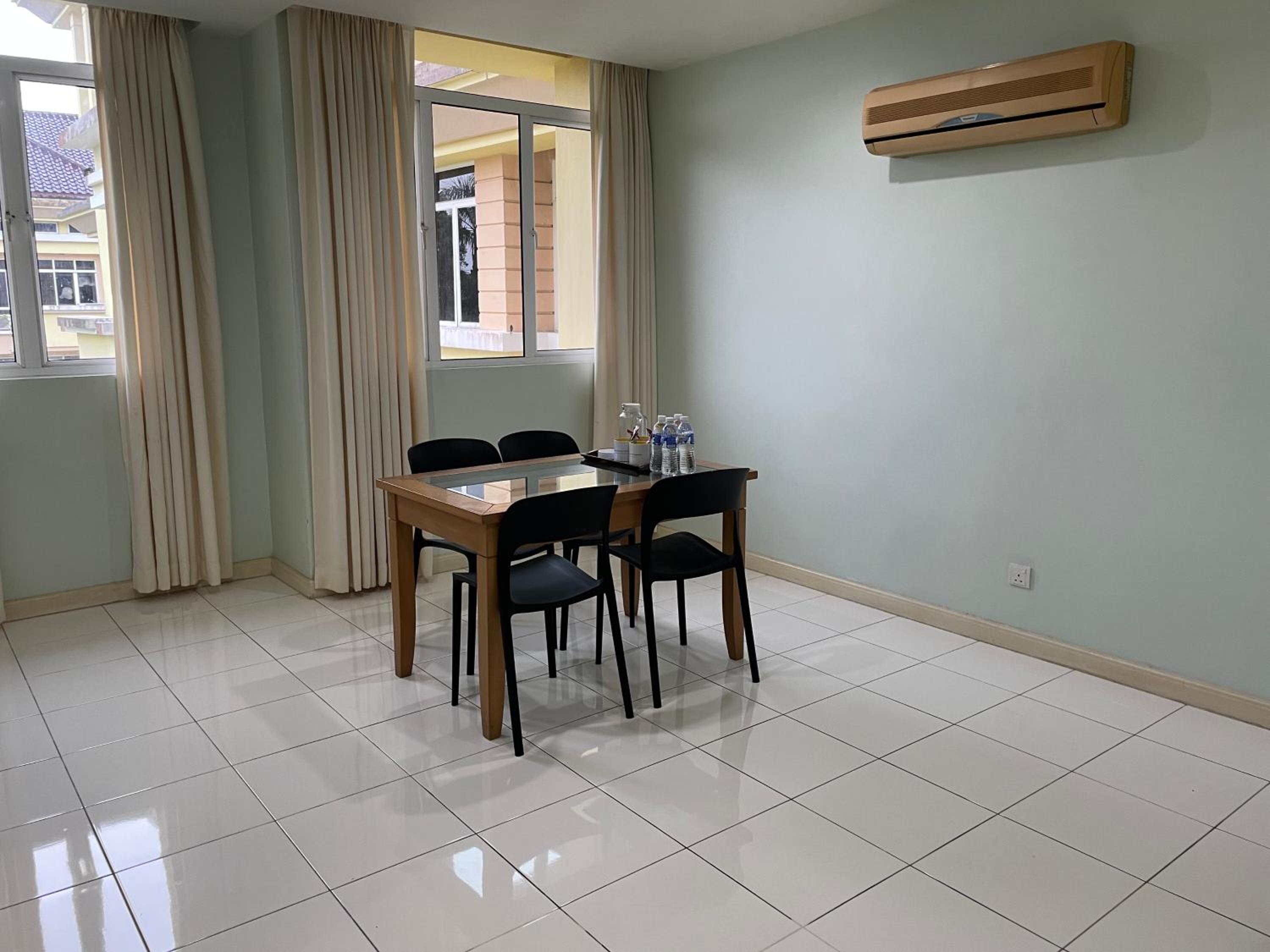 Фото JinHold Service Apartment