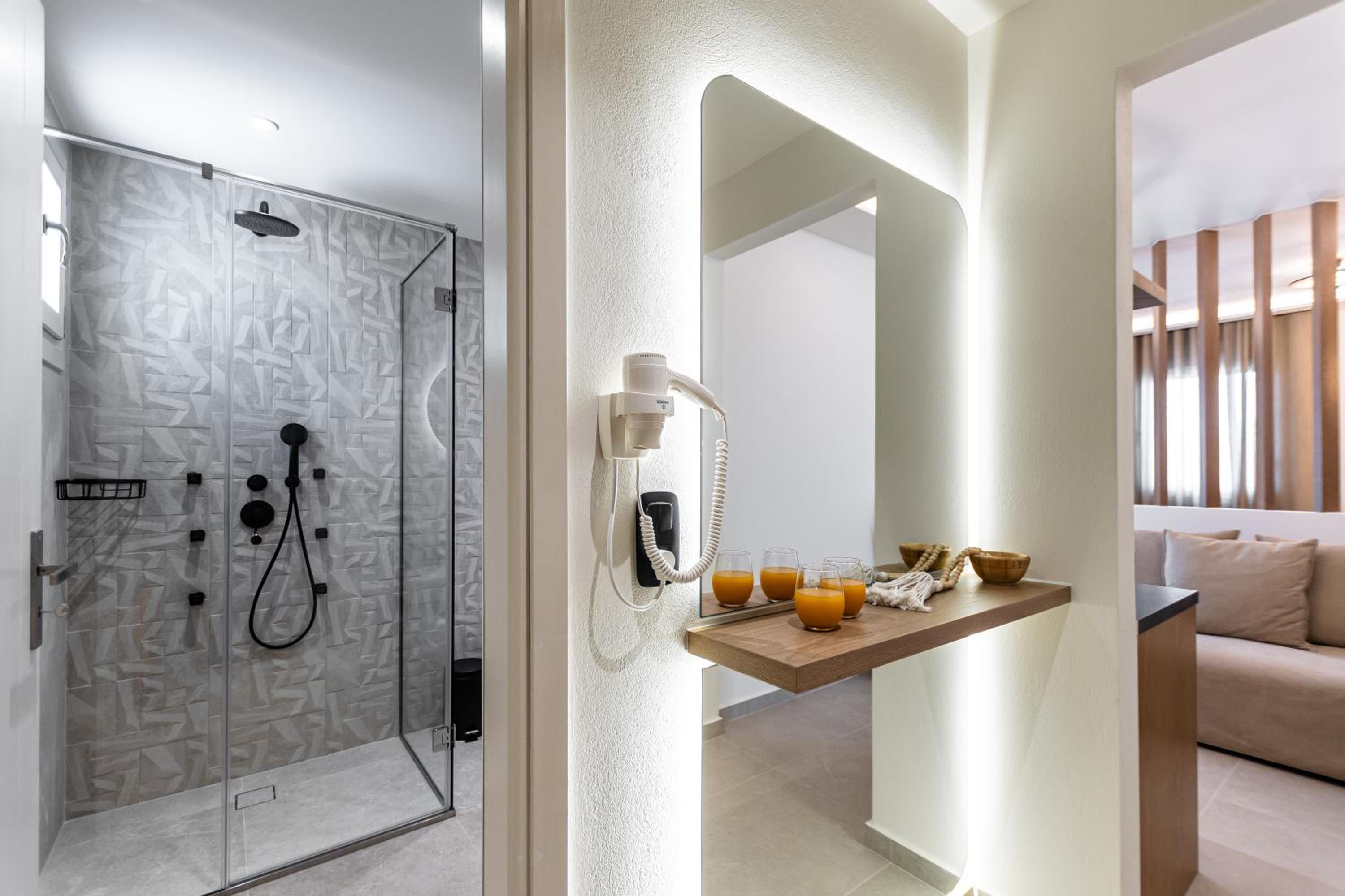 Фото Perla Hotel