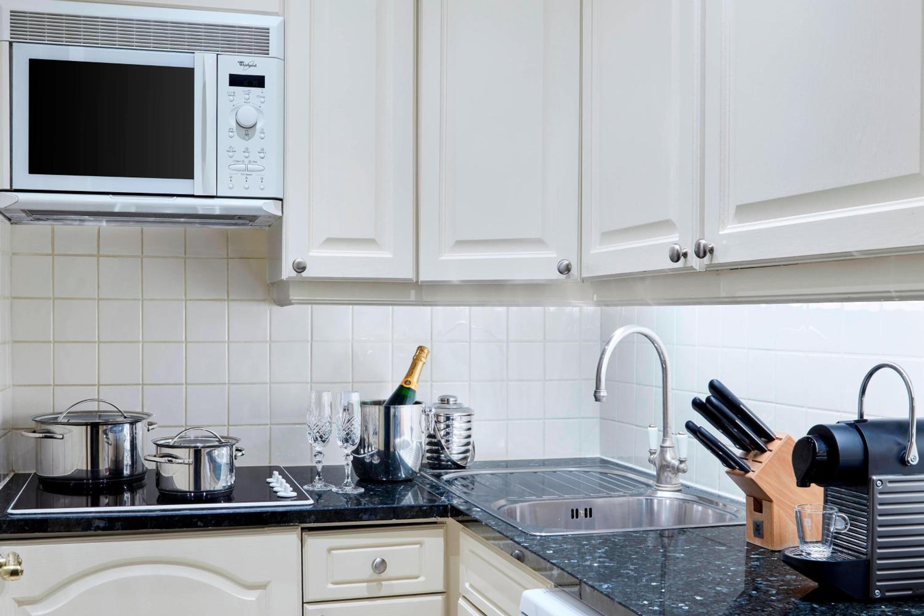 Фото 47 Park Street - Grand Residences by Marriott