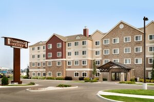 Гостиница Staybridge Suites West Edmonton