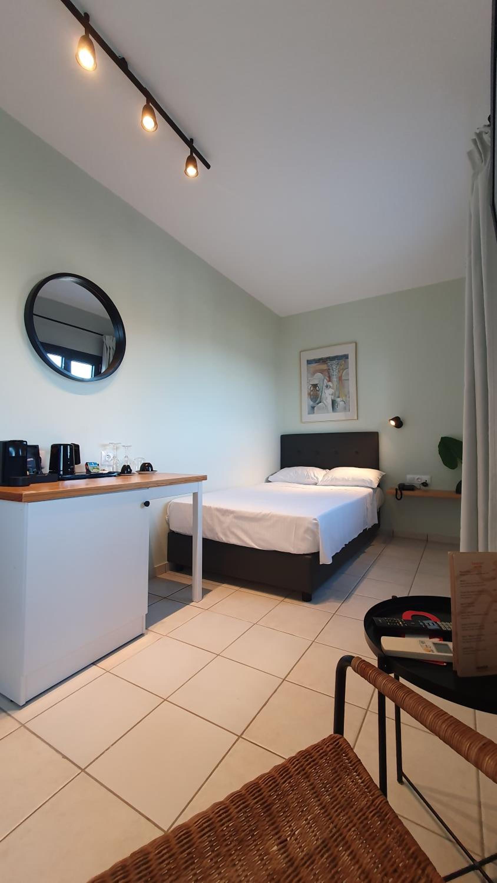 Фото Minois Boutique Hotel 