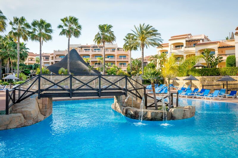 Гостиница Wyndham Grand Costa del Sol