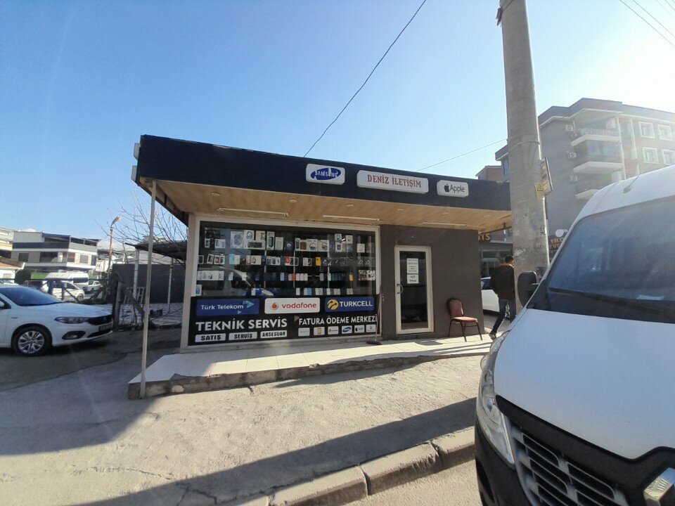 Mobile phone store Mediterranean Communication, Izmir, photo