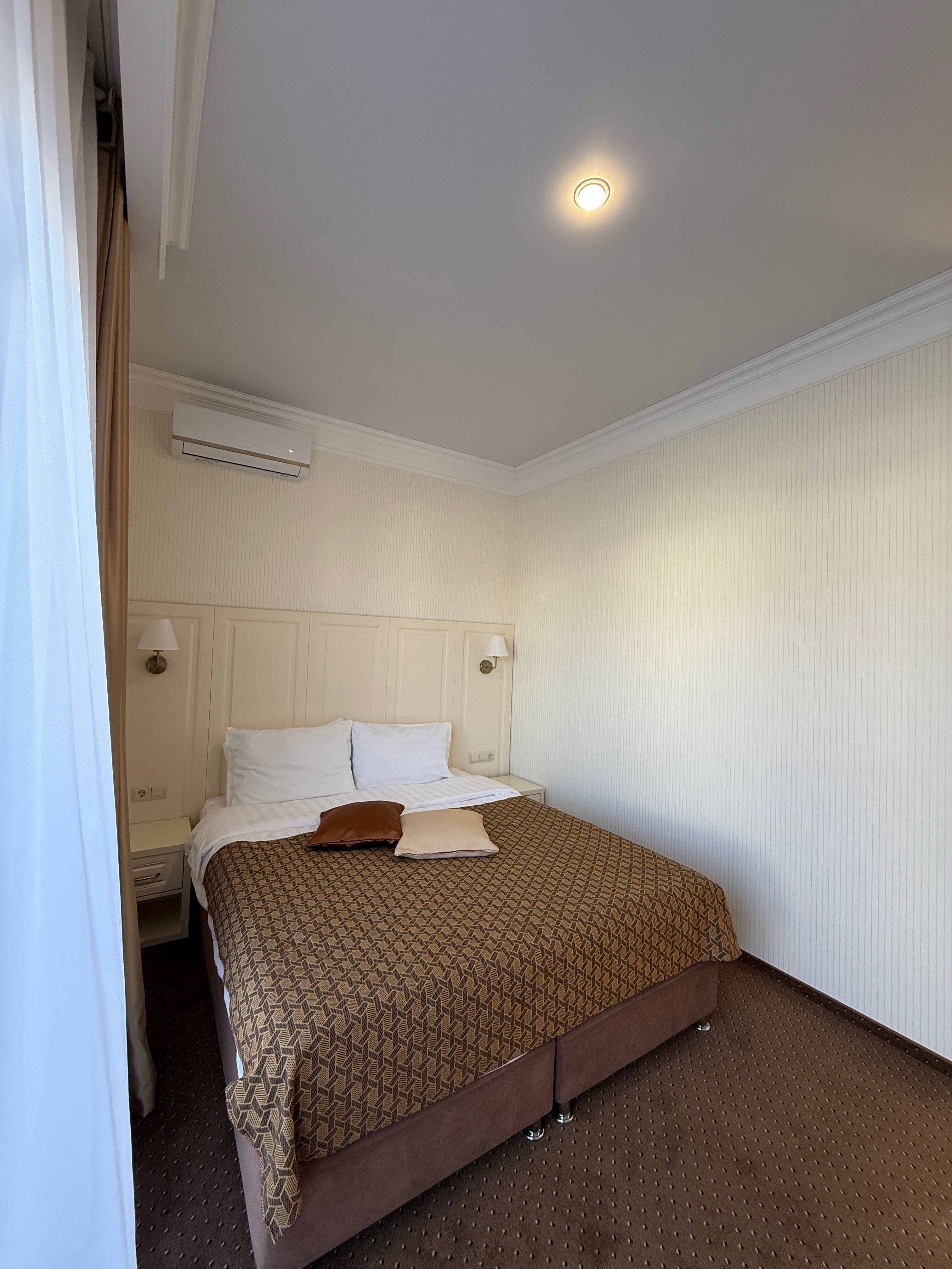 Фото Adriatic Hotel