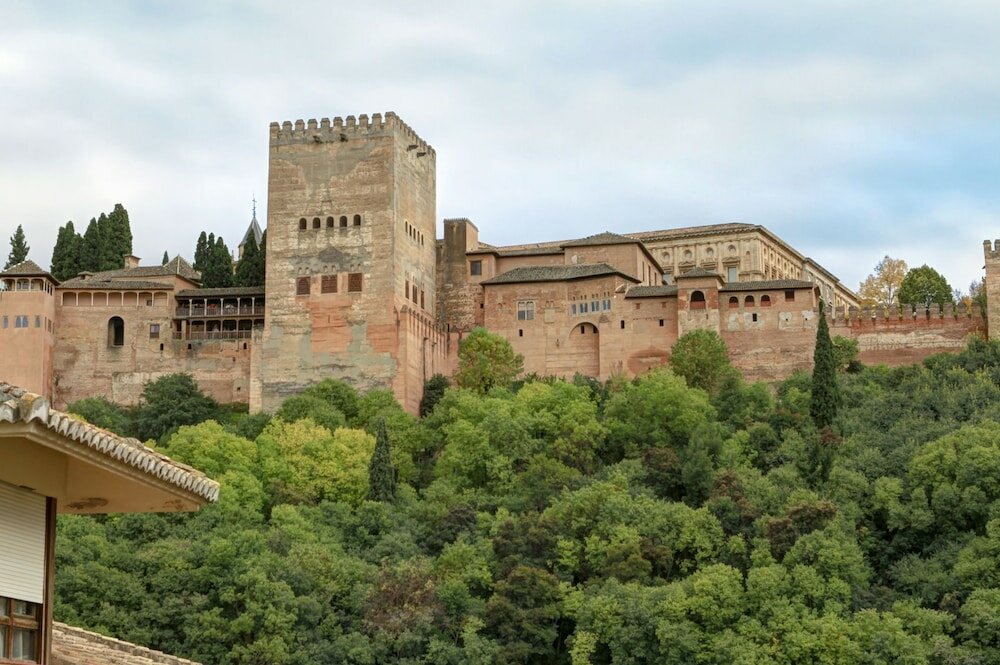 Фото Alhambra Penthouse 2 Private Terraces Parking Free
