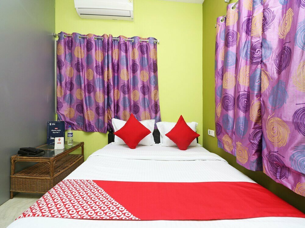 Hotel Oyo 7111 Fanindra Guest House, Calcutta, photo
